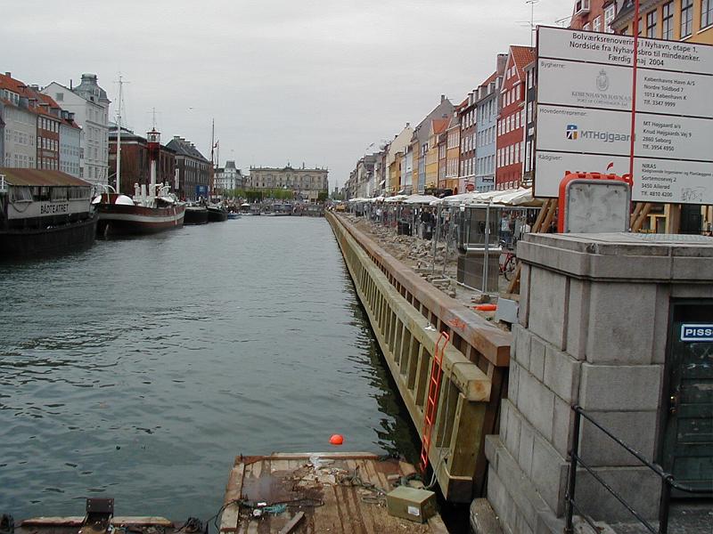 2004 05 002.JPG